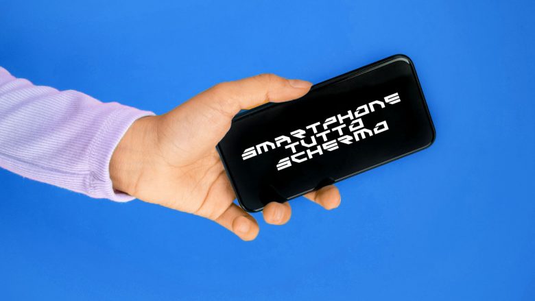 smartphone tutto schermo e senza notch