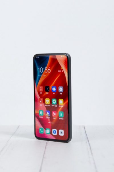 fotocamera sotto al display, la tecnologia di OPPO