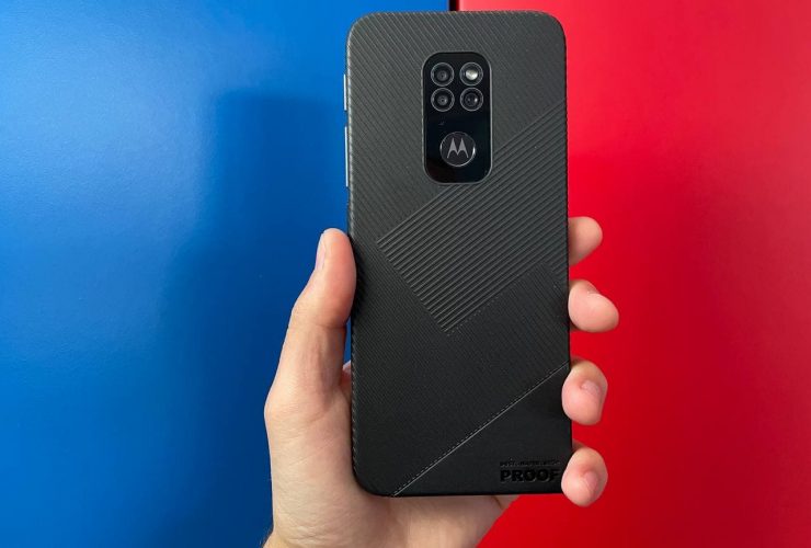 Retro Motorola Defy