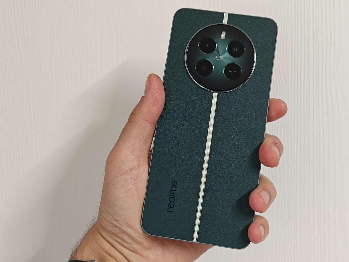 realme 12+
