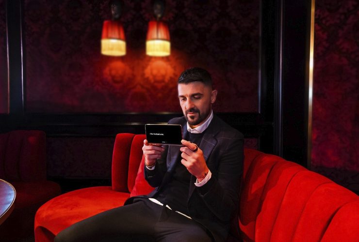 David Villa Oppo Find N5