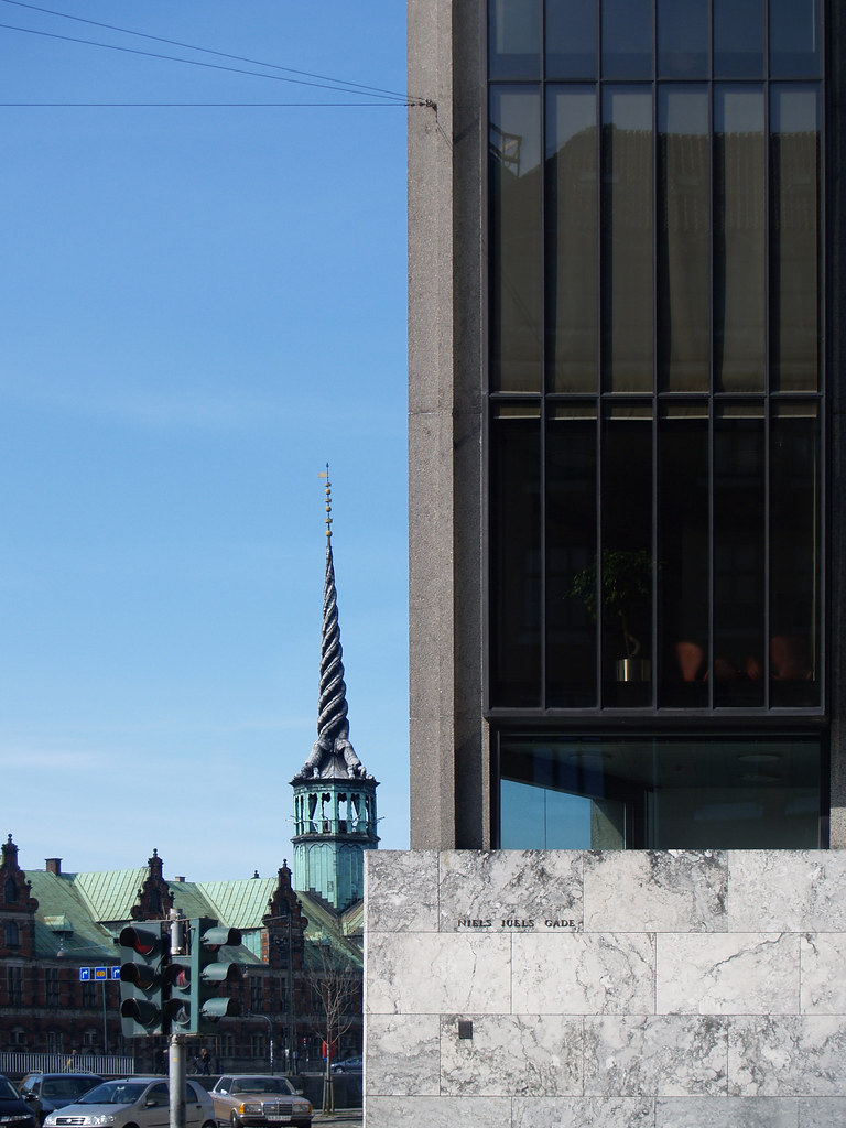 arne jacobsen, national bank, copenhagen, 1961-1978.