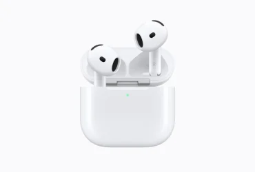 AirPods 5 con custodia di ricarica