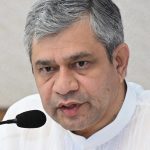 Ritratto ufficiale di Ashwini Vaishnaw, ministro indiano dell'Elettronica che promette smartphone indiani entro il 2028