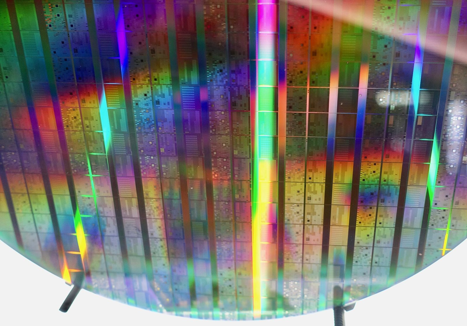 Wafer di chip quantistici Intel