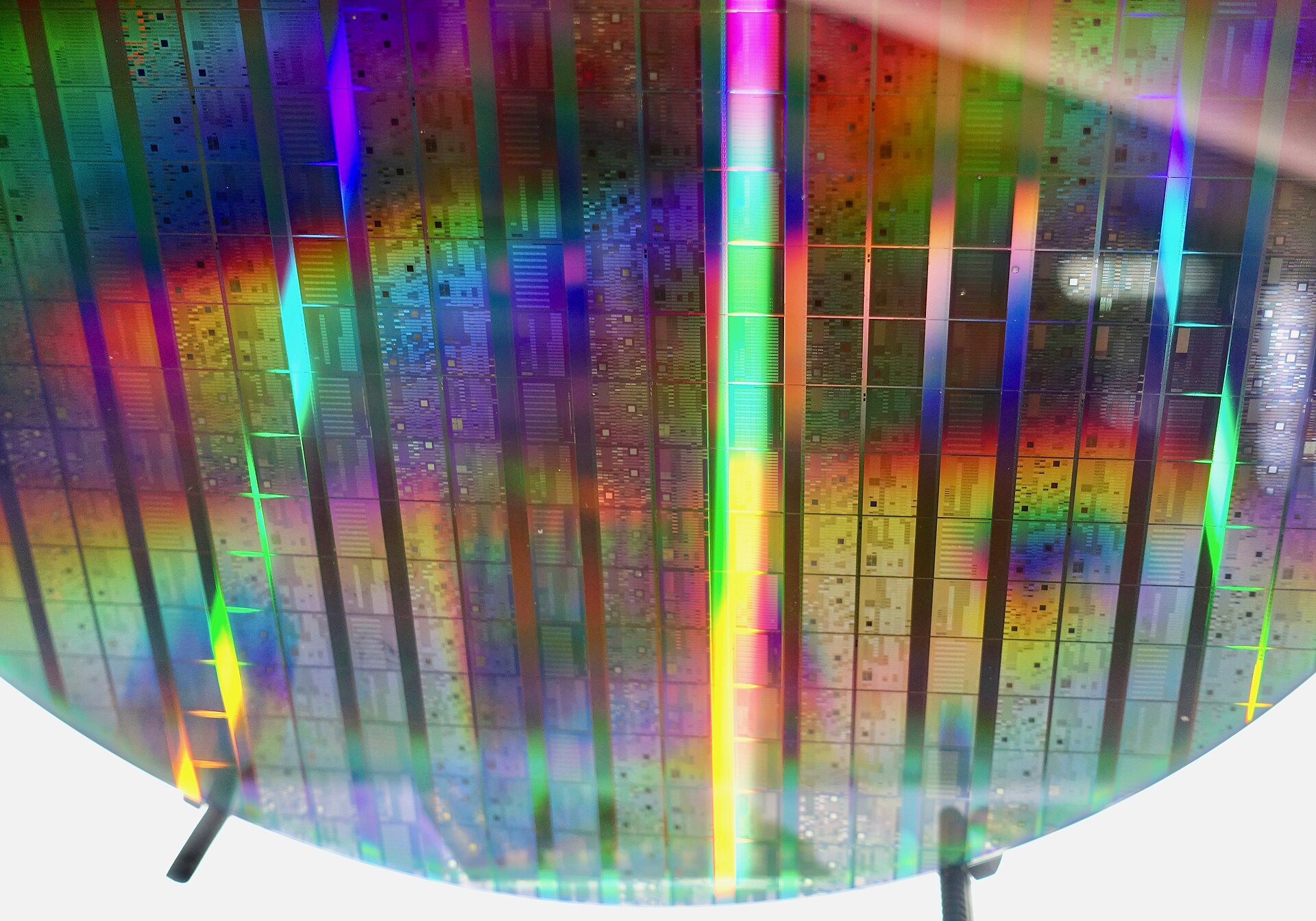 Wafer di chip quantistici Intel