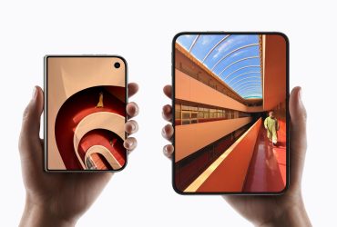 Teardown di iPhone Duo: lo smartphone pieghevole di Apple aperto e chiuso