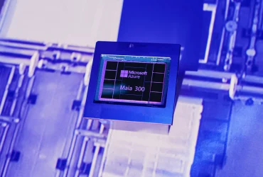 Prototipo del chip Microsoft Azure Maia 300