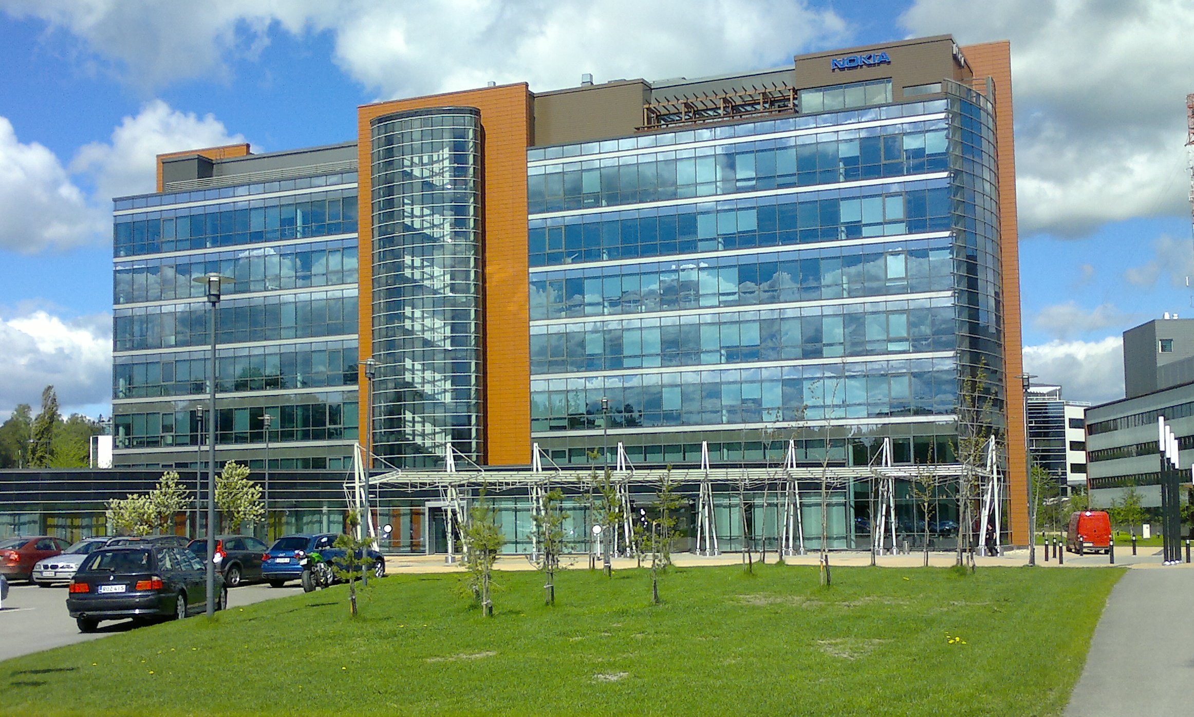 Edificio Midpoint a Karaportti, Espoo, sede di Nokia in Finlandia