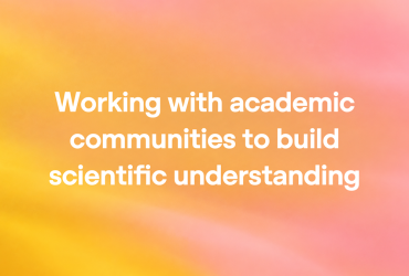 Grafica di OpenAI dedicata alla collaborazione con le comunità accademiche