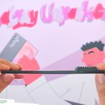 Spot Samsung contro iPhone Duo: il profilo sottile di Galaxy Z Fold8