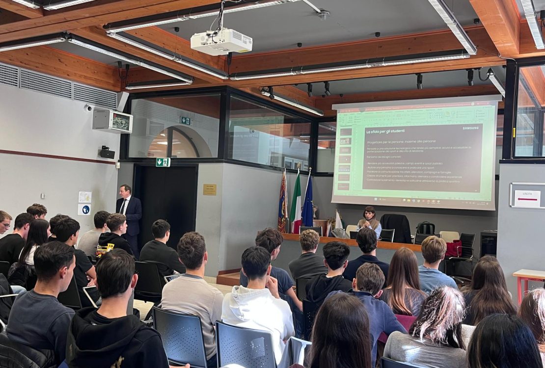 Studenti dell’IIS Benedetti-Tommaseo alla plenaria di Samsung Solve for Tomorrow a Venezia