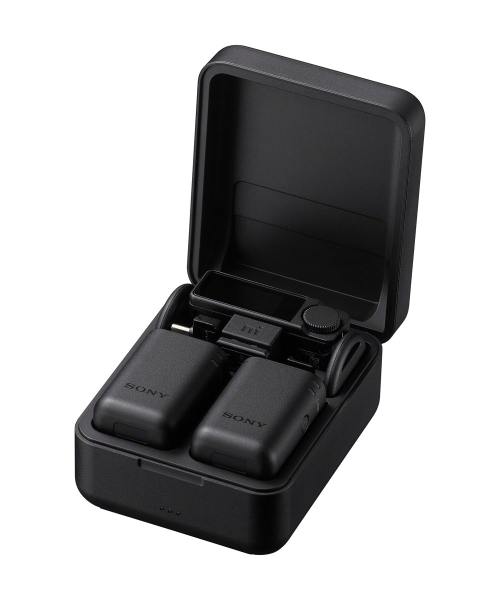 Due trasmettitori e ricevitore del microfono wireless Sony ECM-W5