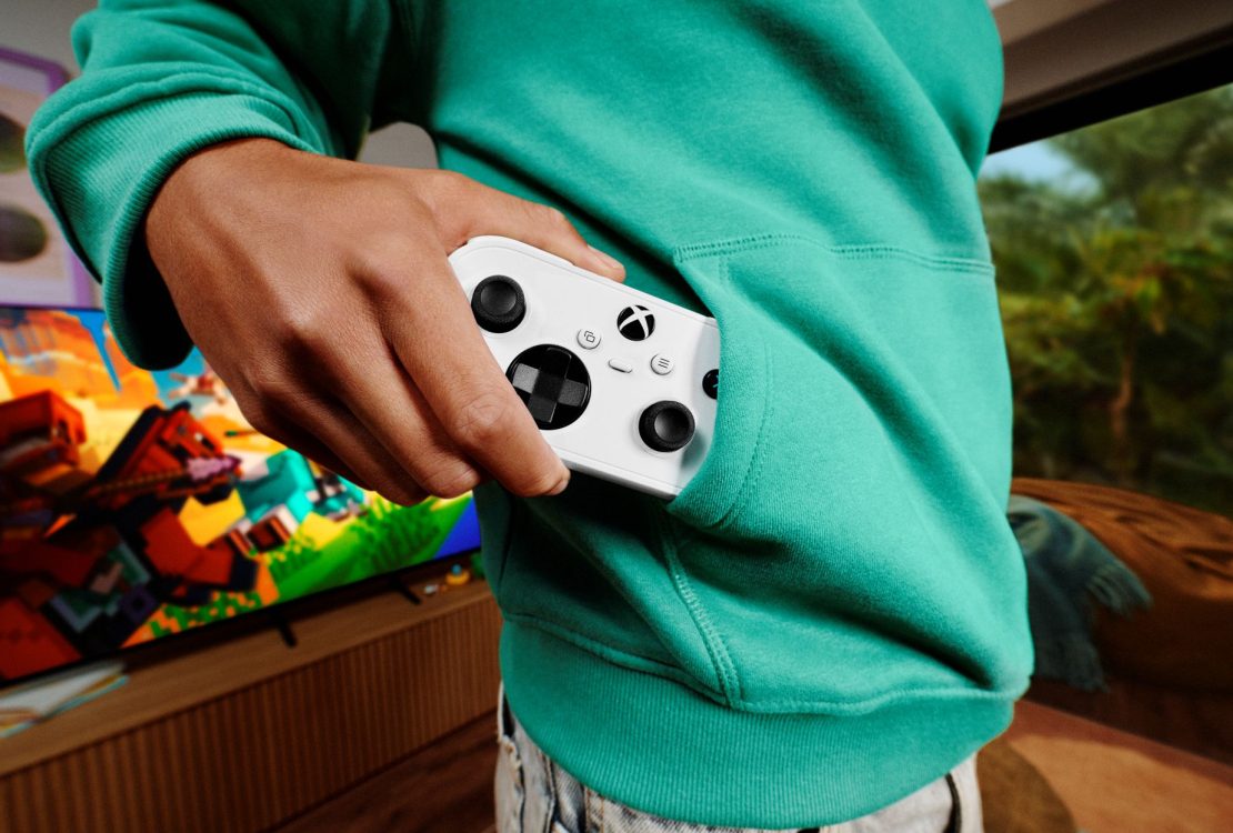 Xbox Nano Controller, il pad compatto annunciato da Microsoft